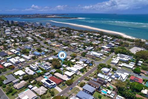 Golden Beach House | Periwinkle Blue - Pet Friendly, Golden Beach