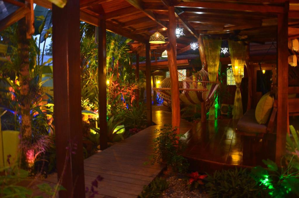 Cocles Hotel | Physis Caribbean Bed & Breakfast