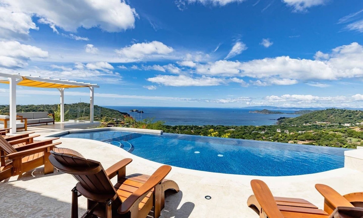 Playa Hermosa House | Playa Hermosa Hillside Villa 4BR 5BA Infinity Pool & Ocean View