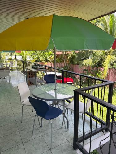 Puerto Viejo de Talamanca Apartment | Playa Negra Zen Bistro