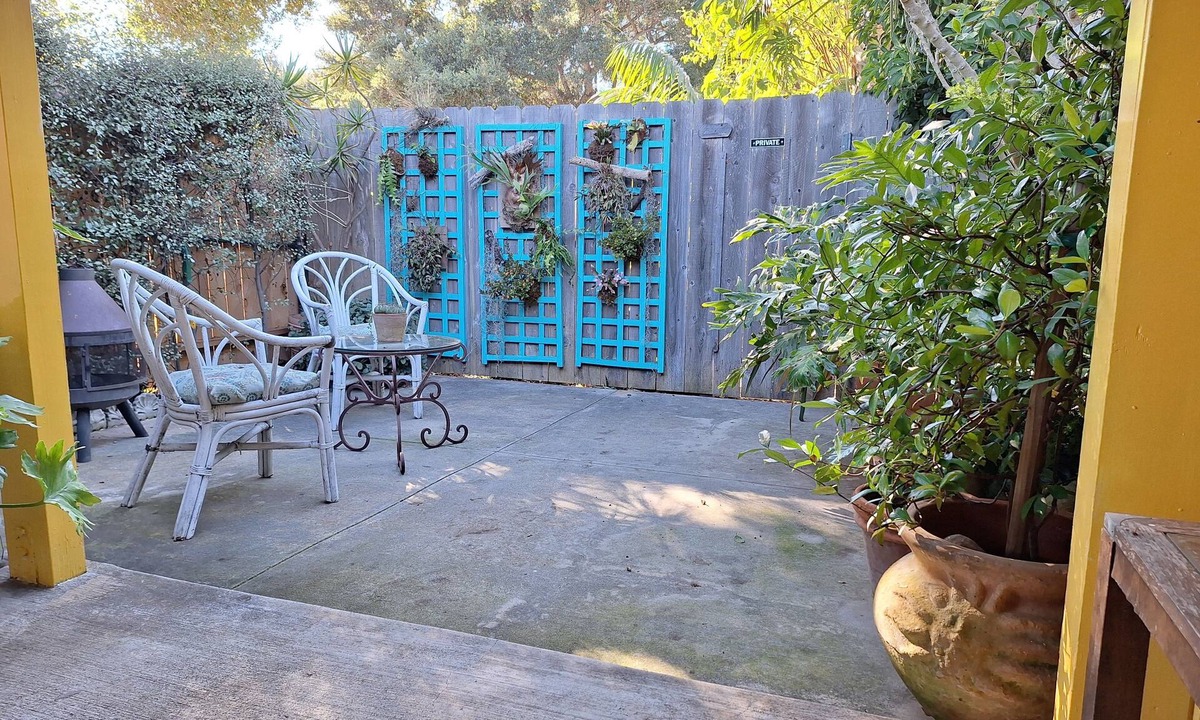 Toro Canyon Apartment | Pleasant studio with WiFi in the charming Foothills of Carpinteria.n