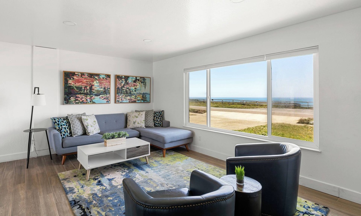 Point Arena Cottage | Point Arena Lighthouse - Head Keeper's House