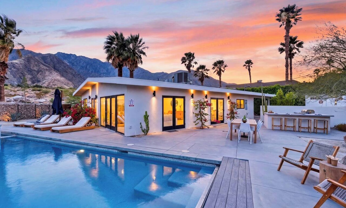 Chino Canyon Hotel | Pool + Spa + Bar | Mountain Views + Mins to Aerial Tramway | Casa del Cielo