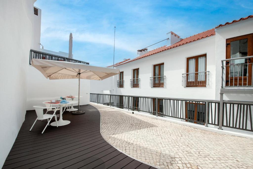 Setubal Hotel | Porta da Arrábida Suites