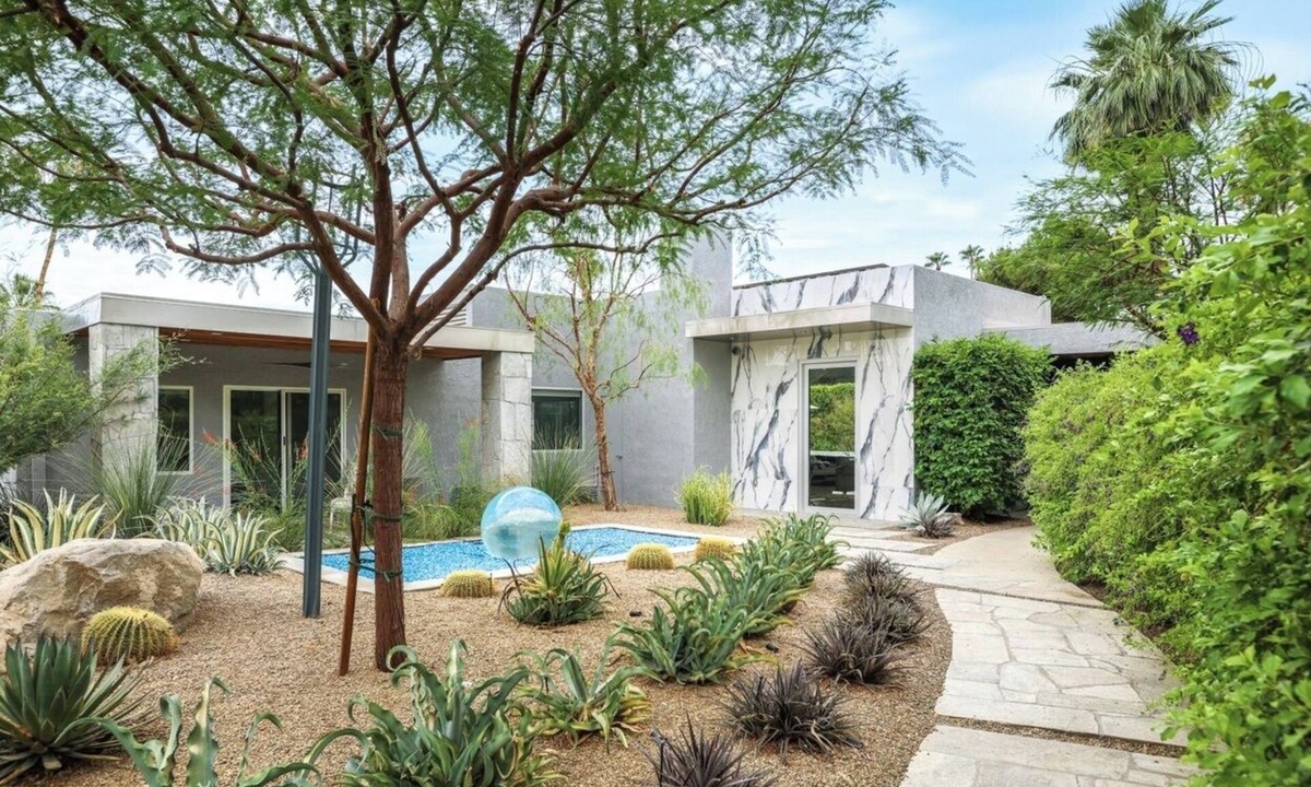 Tahquitz River Estates House | Praeneste Designed by John Porter C & Albert Frey