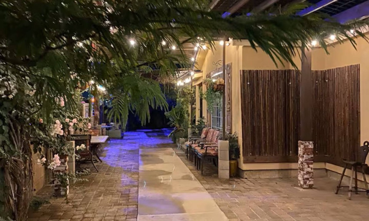 Pumpkin Center House | Private guest house