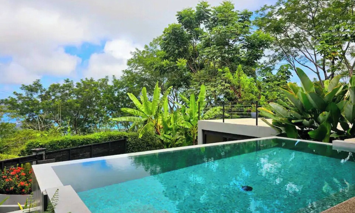 Ballena House | Private Ocean View Mountain Adventure Awaits!