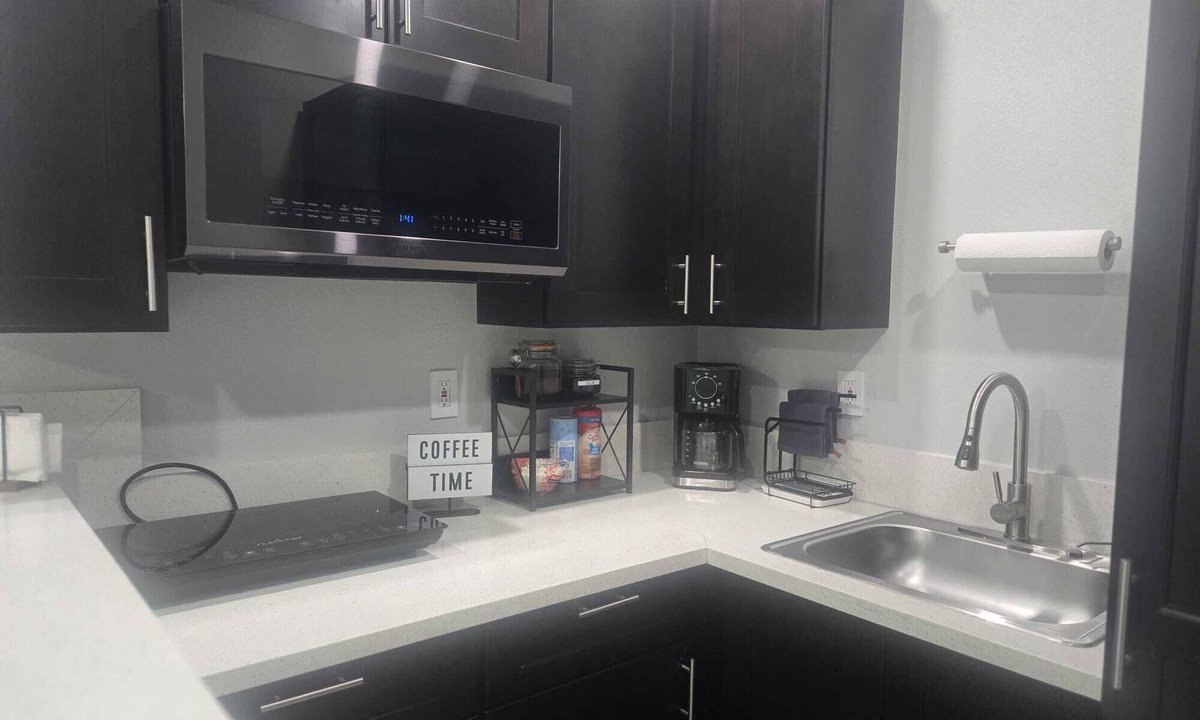 North Las Vegas Apartment | Private & Relaxing Guest Suite of Las Vegas!/W&D