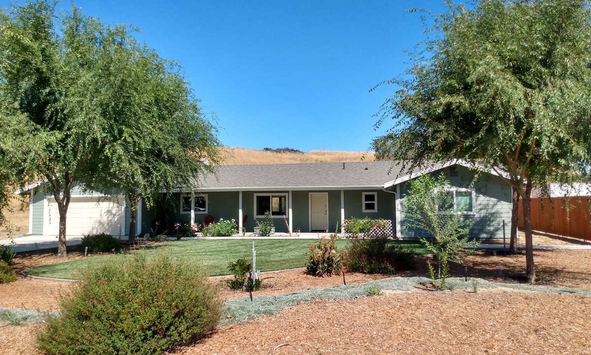 San Miguel House | Private, rural 2 bedroom home (3rd bedrm optional) with hot tub in wine country