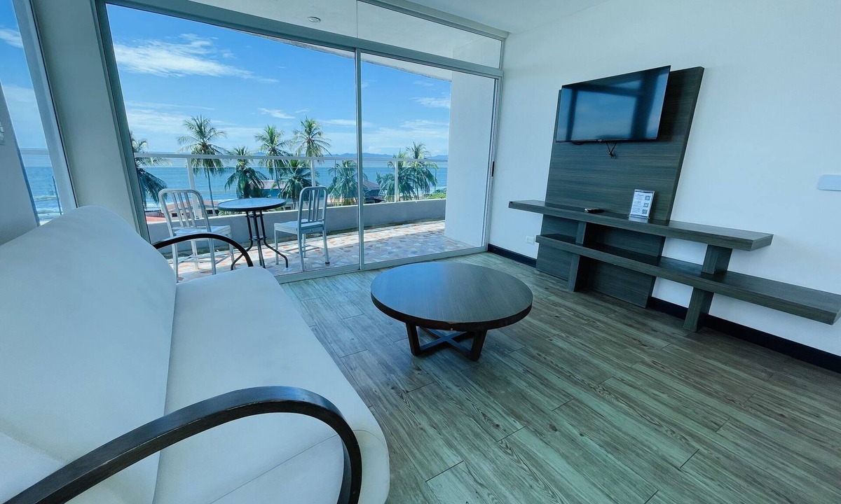Puntarenas Resort | Puerto Azul Hotel