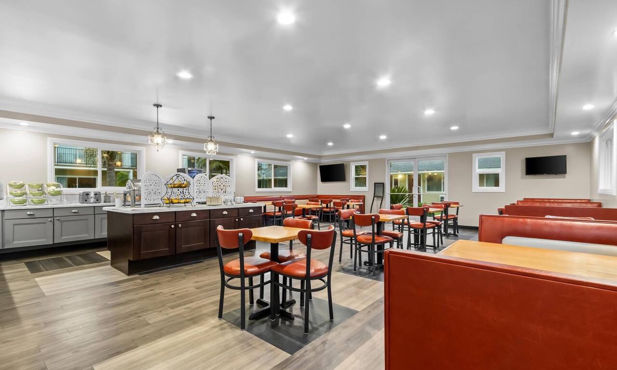 Santa Maria Hotel | Quality Inn & Suites Santa Maria