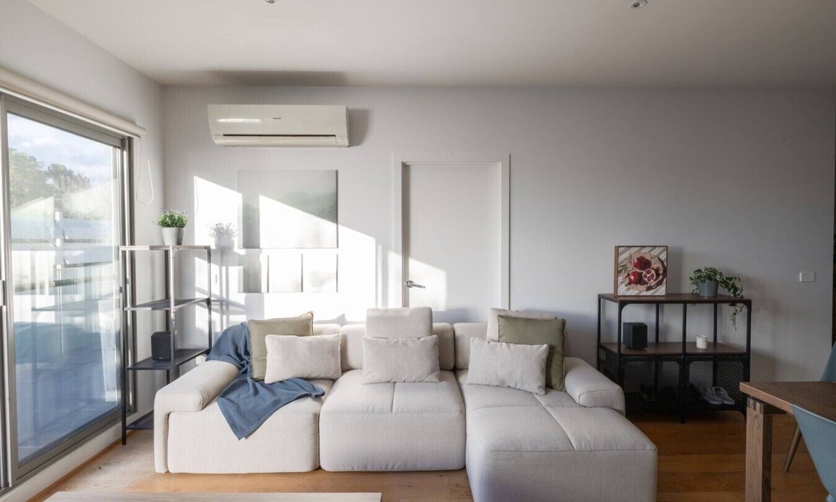Murrumbeena Apartment | Quiet Murrumbeena Escape Near Chadstone & CBD