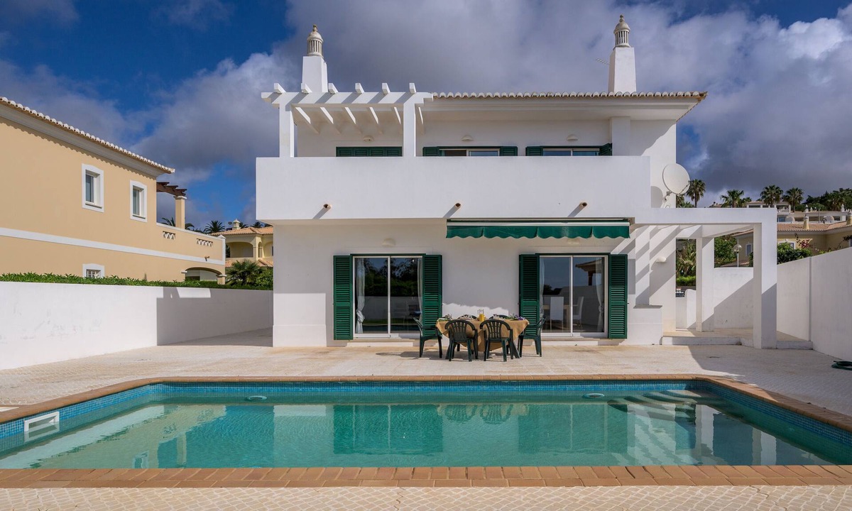Albardeira Villa | QuietPrivateVilla - superwiffi