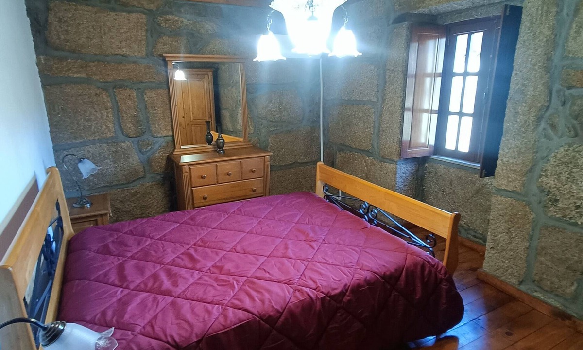 Meda House | Quinta das Amendoeiras Situada na Aldeia Histórica de Marialva, a 7 Km da Mêda