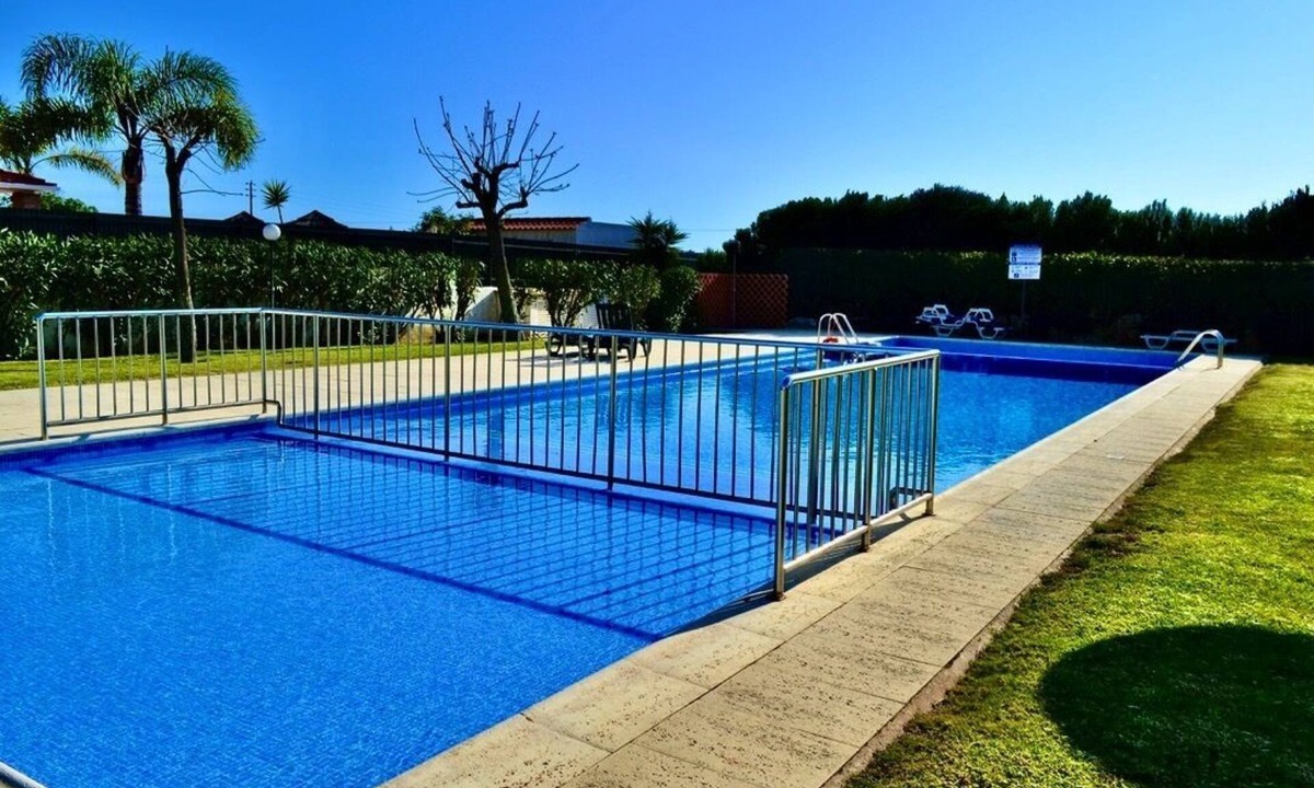 Vale de Parra Apartment | Quinta Do Vale T2 Apartment with Swimming-Pool