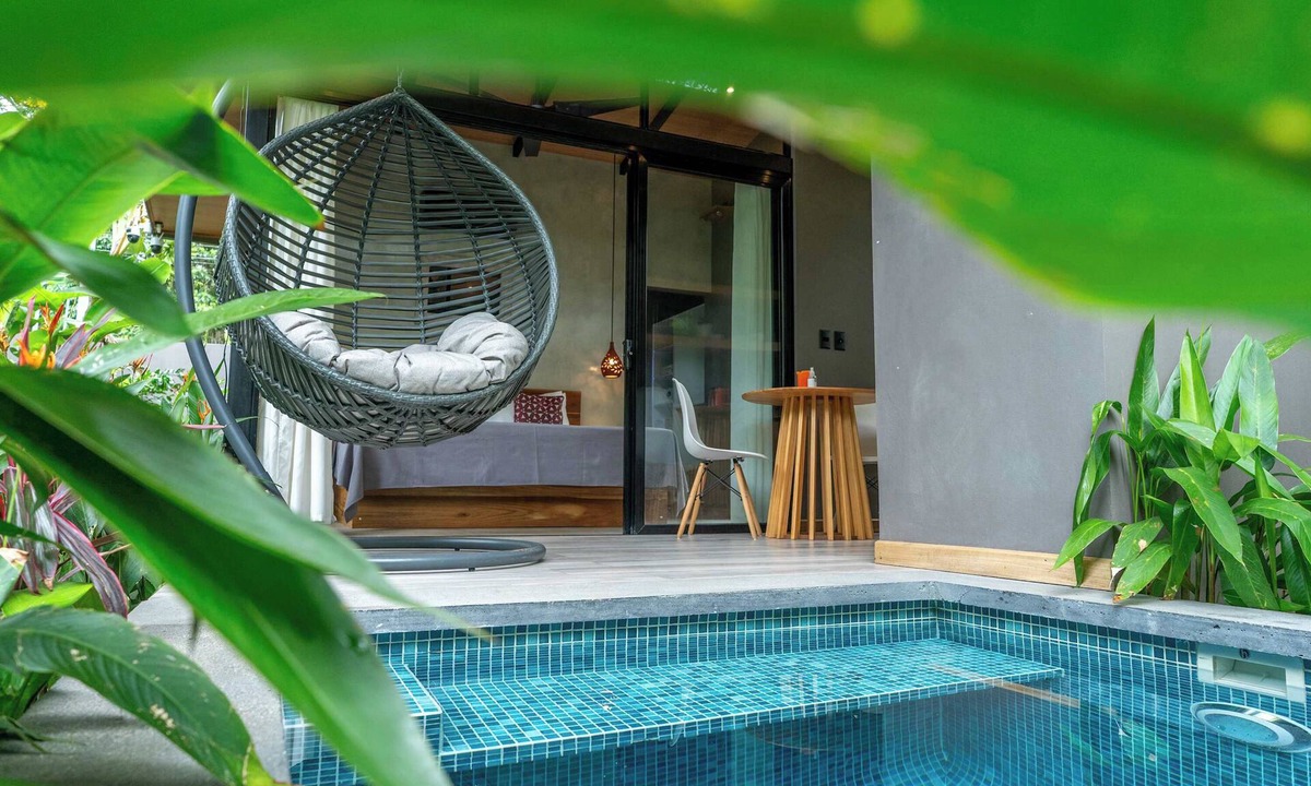 Punta Uva House | Raya Bungalow, AC & Plunge Pool