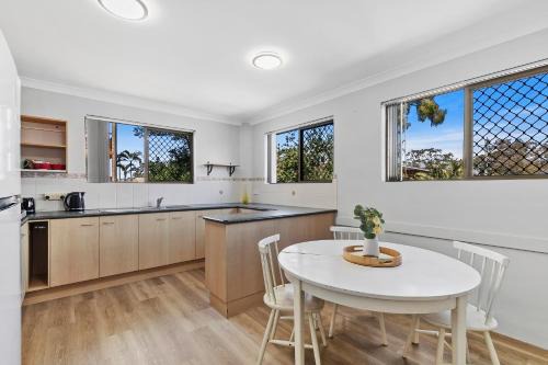 Bellara Apartment | REEL 'EM INN!