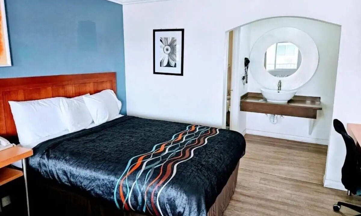 Ridgecrest Hotel | Relax in a Clean Studio w/King Bed + Private Bathroom, Central Ridgecrest