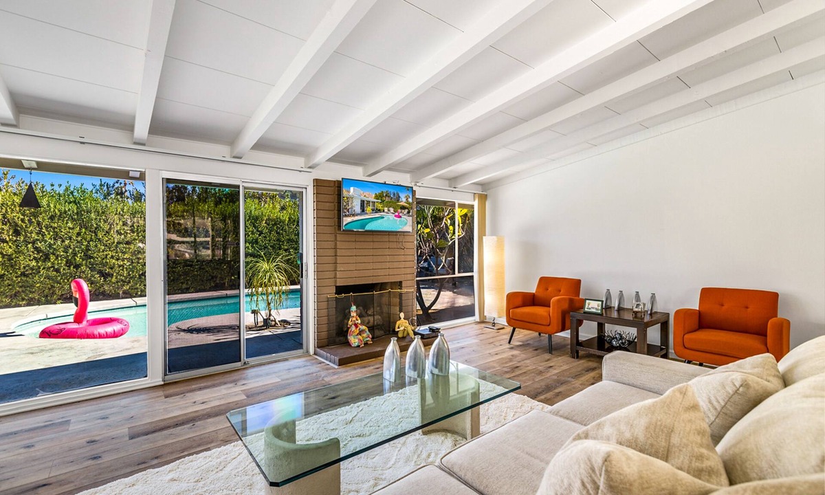 Magnesia Falls Cove House | Renovated, modern home with private pool, firepit, washer/dryer & AC