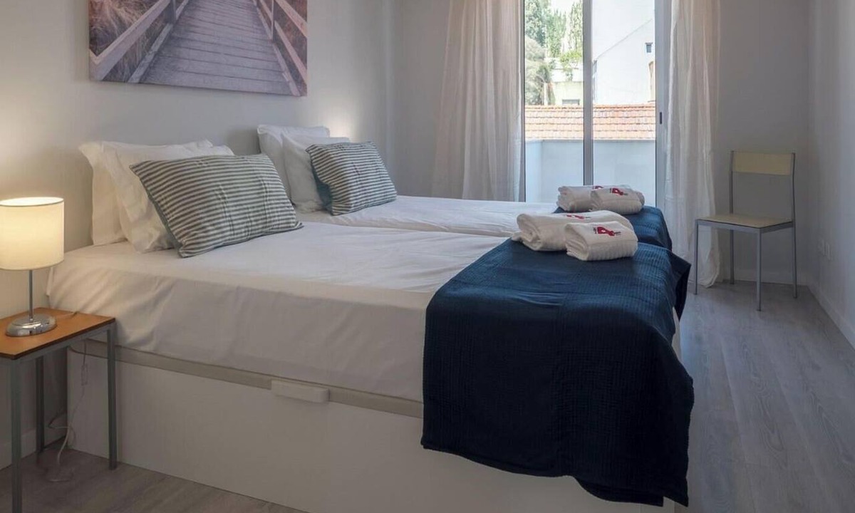 Sao Bento Apartment | RENT4REST SAO BENTO CHARMING 1 BEDROOM APARTMENT