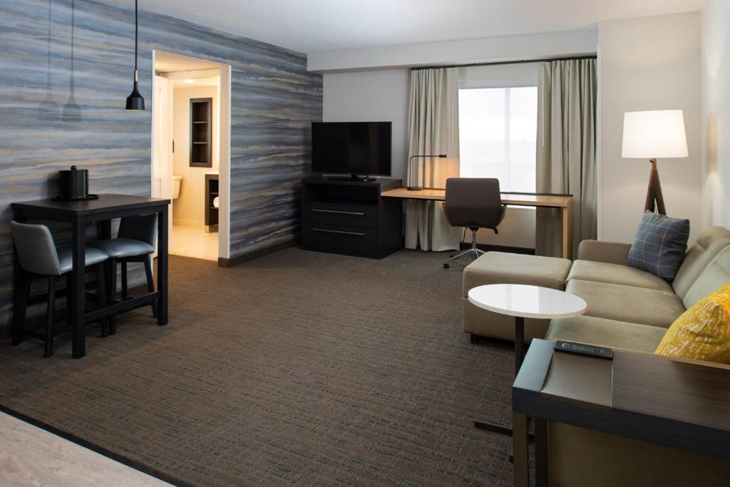 Visalia Hotel | Residence Inn Visalia