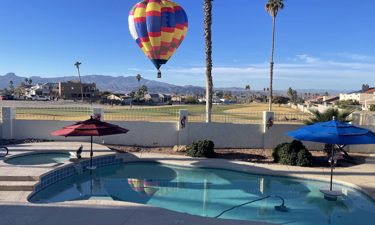 Lake Havasu City House | Resort Style Backyard on the Golf Course, EV Charger