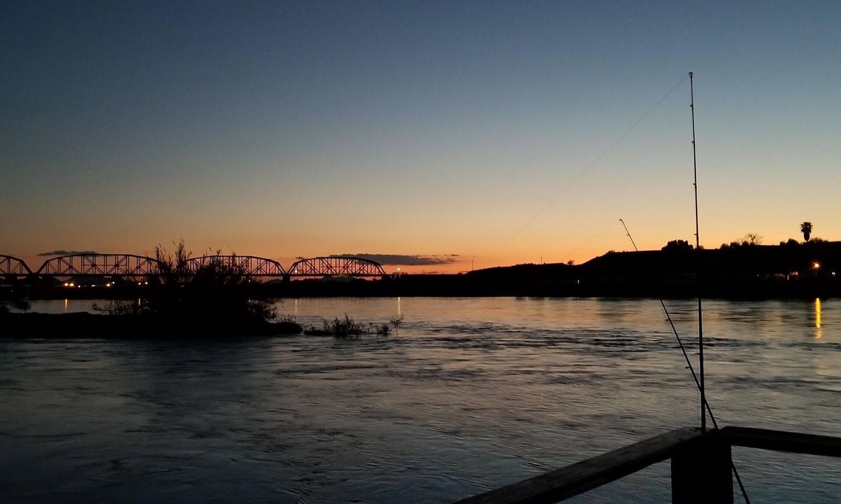 Bluewater House | Riverfront Home Away from Home