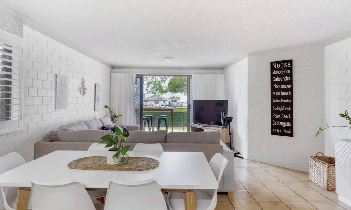 Mooloolaba Apartment | Riverview 1 River Marina Views Apt