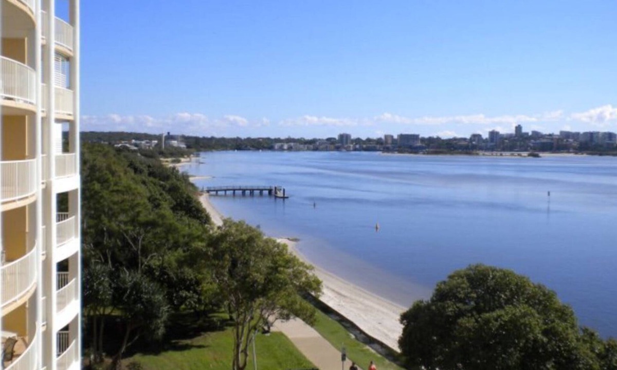 Golden Beach Apartment | Riviere 718 Stunning Panoramic Golden Beach Views