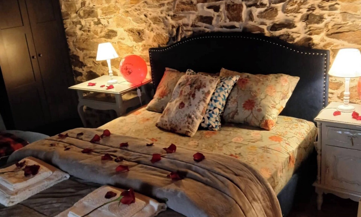 Gois Ski Chalet | Romantic Mountain Escape with Breathtaking Views