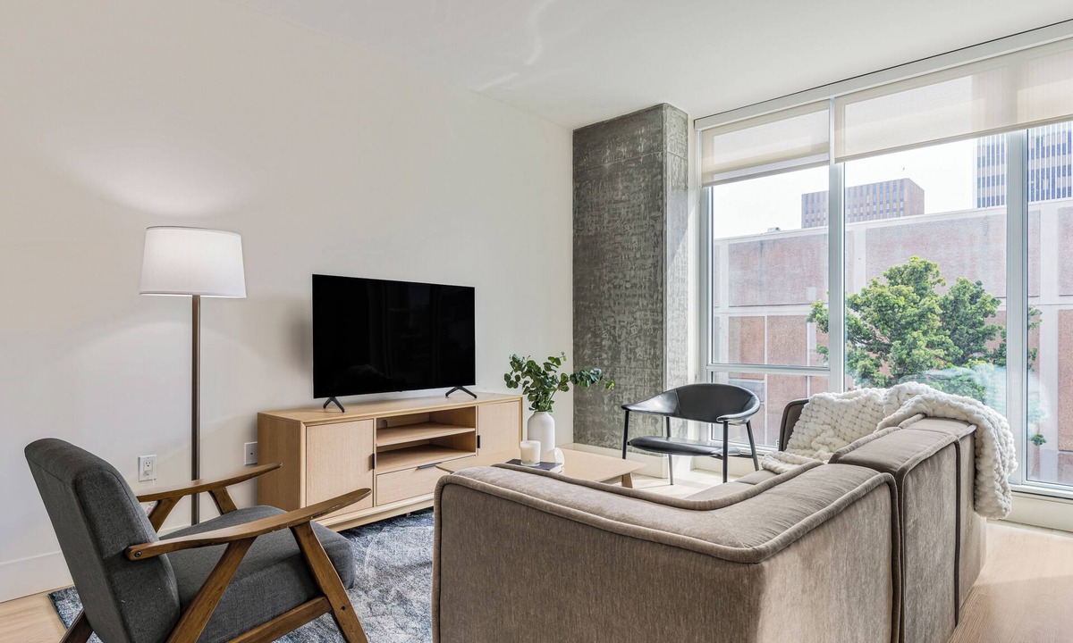 Cortez Hill Apartment | Rooftop Lounge Pool + Spa + Fitness | Downtown Access | Ancora by AvantStay