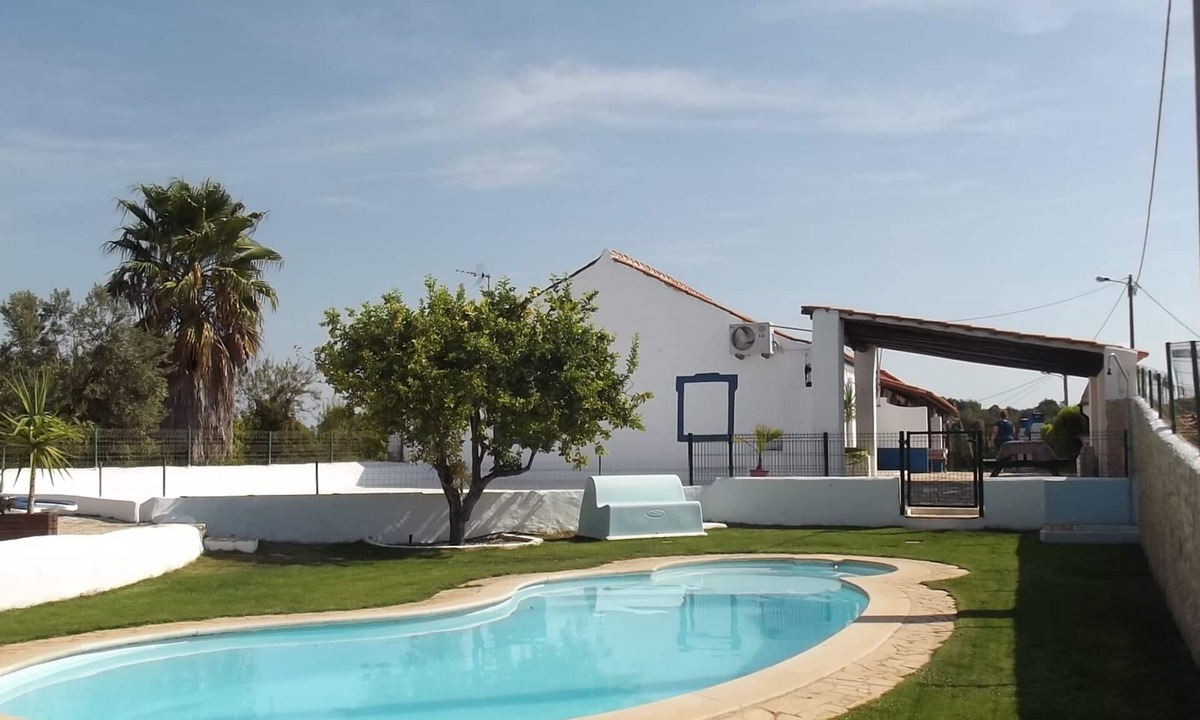 Silves Cottage | Rural farm, magical views of orange groves and the Algarve.