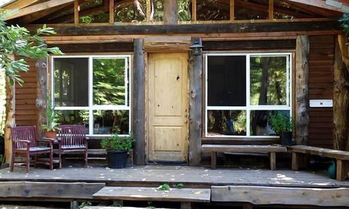 Nevada City Cabin | Rustic Shamballa Cabin near Tahoe National Forest, California