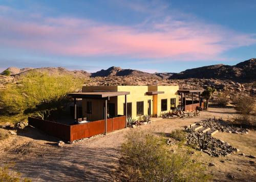 Joshua Tree House | Sacred Sands - Lobo Luna
