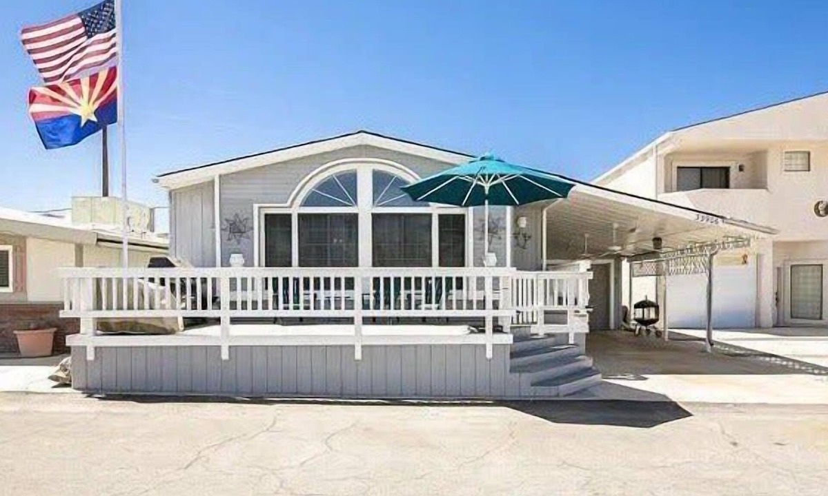 Parker Strip House | Sagebrush Lane, River Access