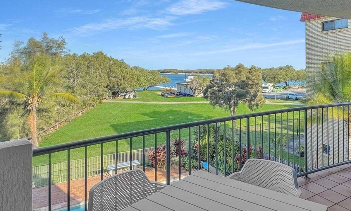Caloundra Resort | Sails Resort 3 Bedroom Apartment - Unit 12