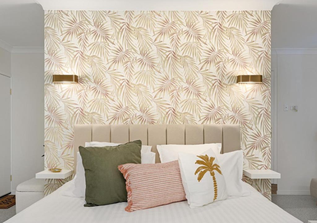 Runaway Bay House | Saltbreeze Boutique Guesthouse