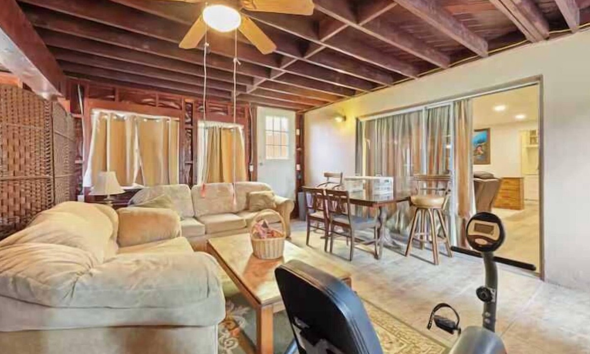 Oak Park Apartment | San Diego Studio | Private Entry, Near Downtown