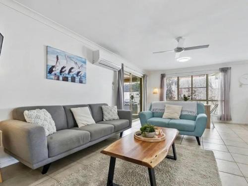 Sandstone Point House | Sandstone Point and Bribie Beaches