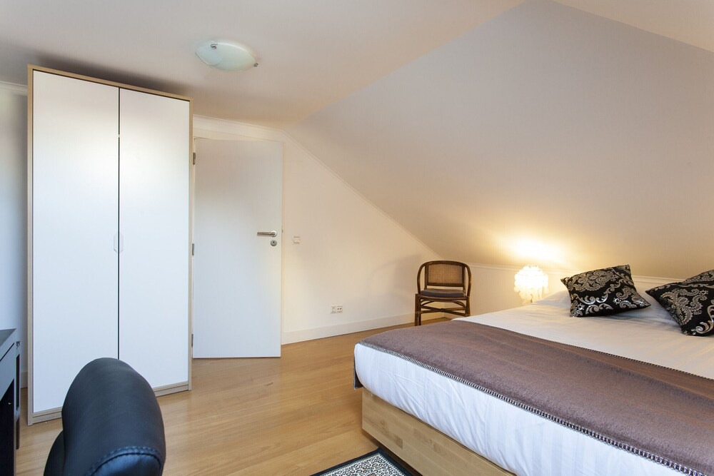Baixa Apartment | SANTA JUSTA -C- by HOMING
