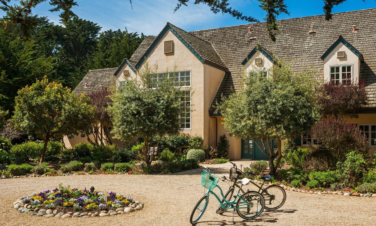 Moss Beach Bed & Breakfast | Seal Cove Inn
