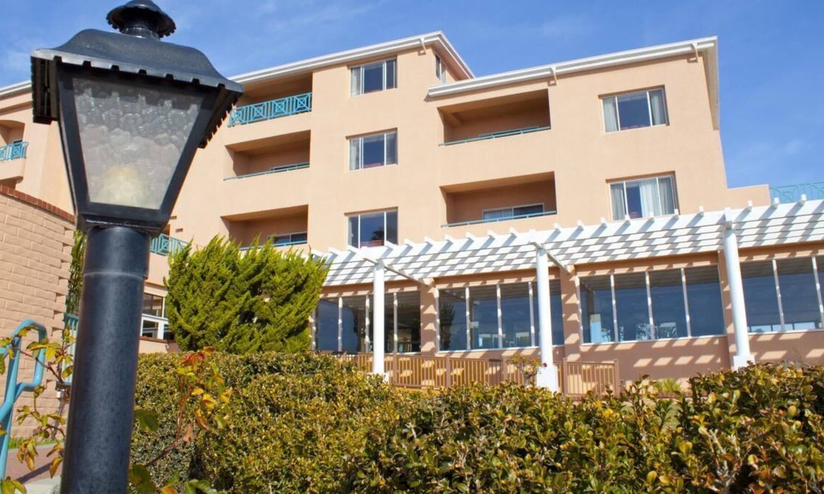 Avila Beach Resort | Seaside Escape! 2 Modern Units, Free Parking, Onsite Pool, Near Avila Beach Pier