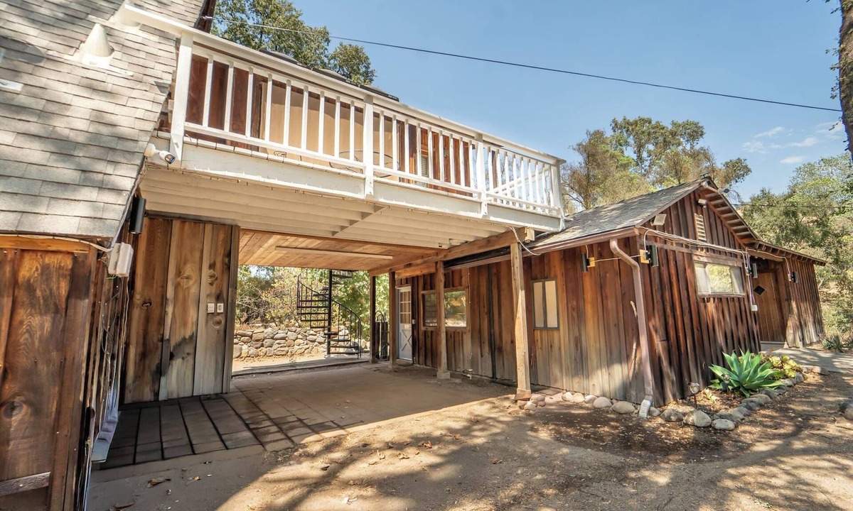 Three Rivers Cabin | Sequoia Vintage A-frame River Retreat