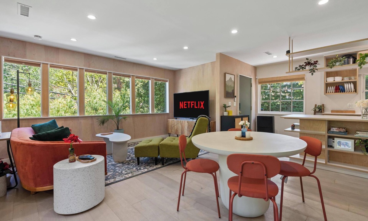 Hollywood Hills West House | Serene Bohemian-Style 2 BDRM Artist's Retreat