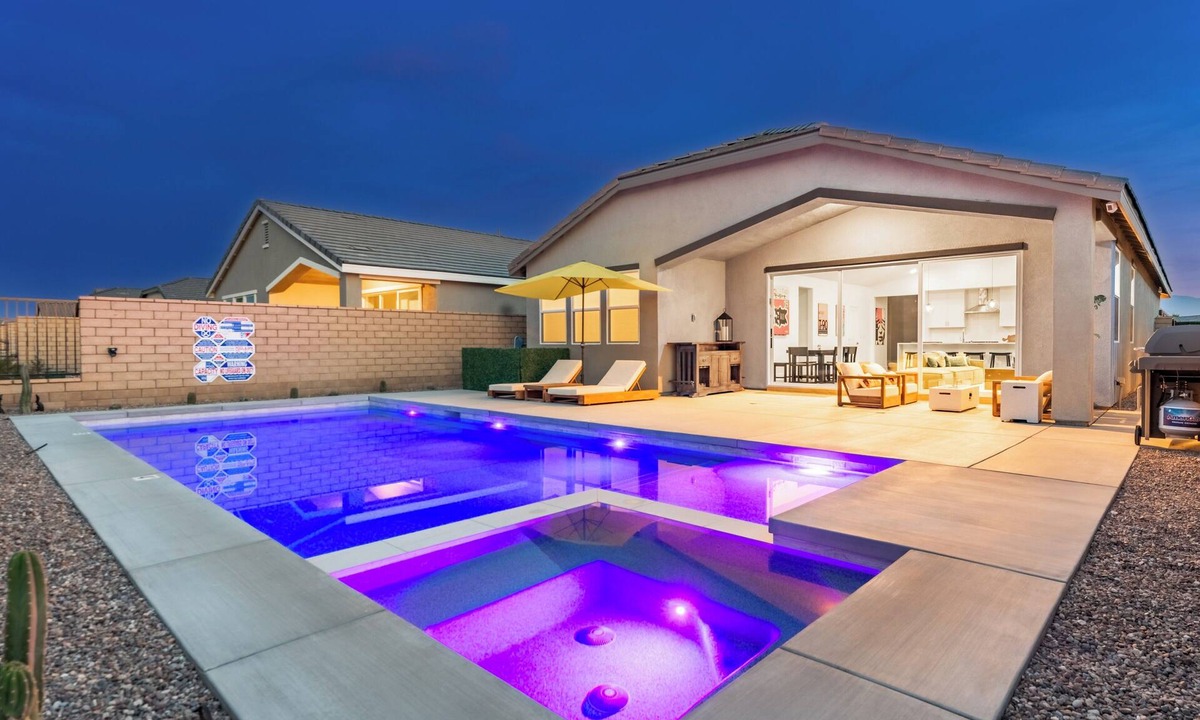 Terra Lago House | Serene Poolside Retreat, Sunset View & Patio Life