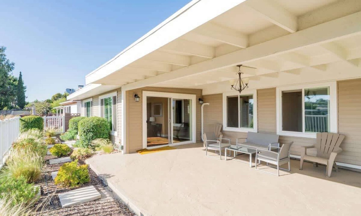 Serra Mesa House | Serenity in San Diego with Amazing Canyon Views!