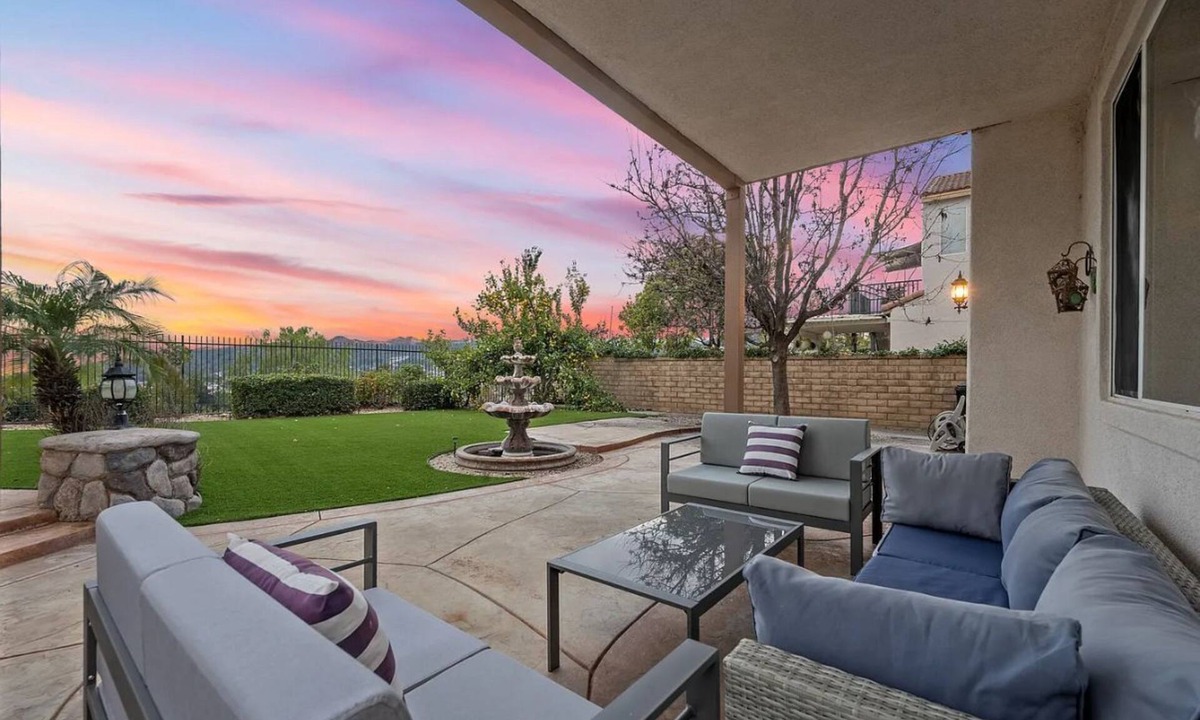 Castaic House | Serenity Peaks Villa at Castaic Lake