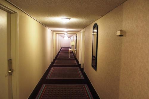 Gateway District Hotel | Shalimar Hotel of Las Vegas