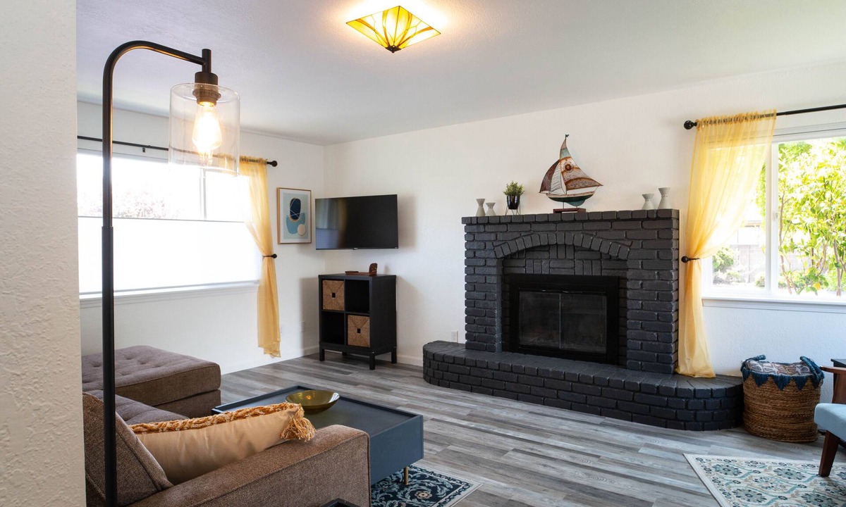 Fortuna House | Shamrock Oasis- Pool Table and Ping-Pong, Sleeps 8
