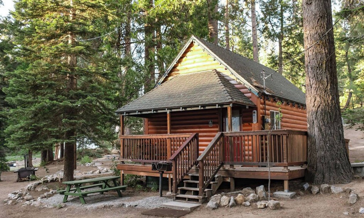 Shaver Lake Hotel | Shaver Lake Village Hotel